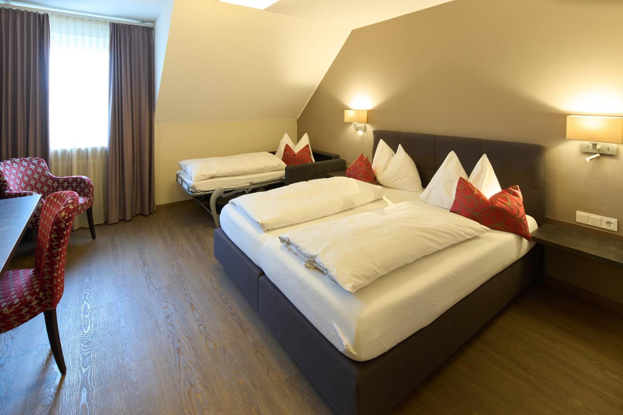 Hotel Staffler Odelzhausen Luaran gambar