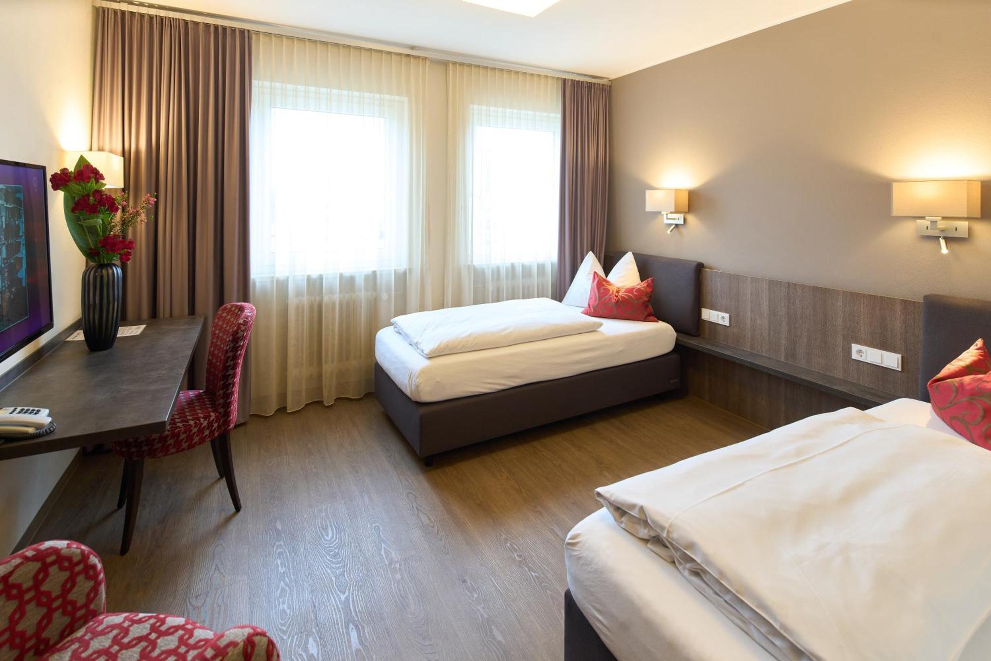Hotel Staffler Odelzhausen Luaran gambar